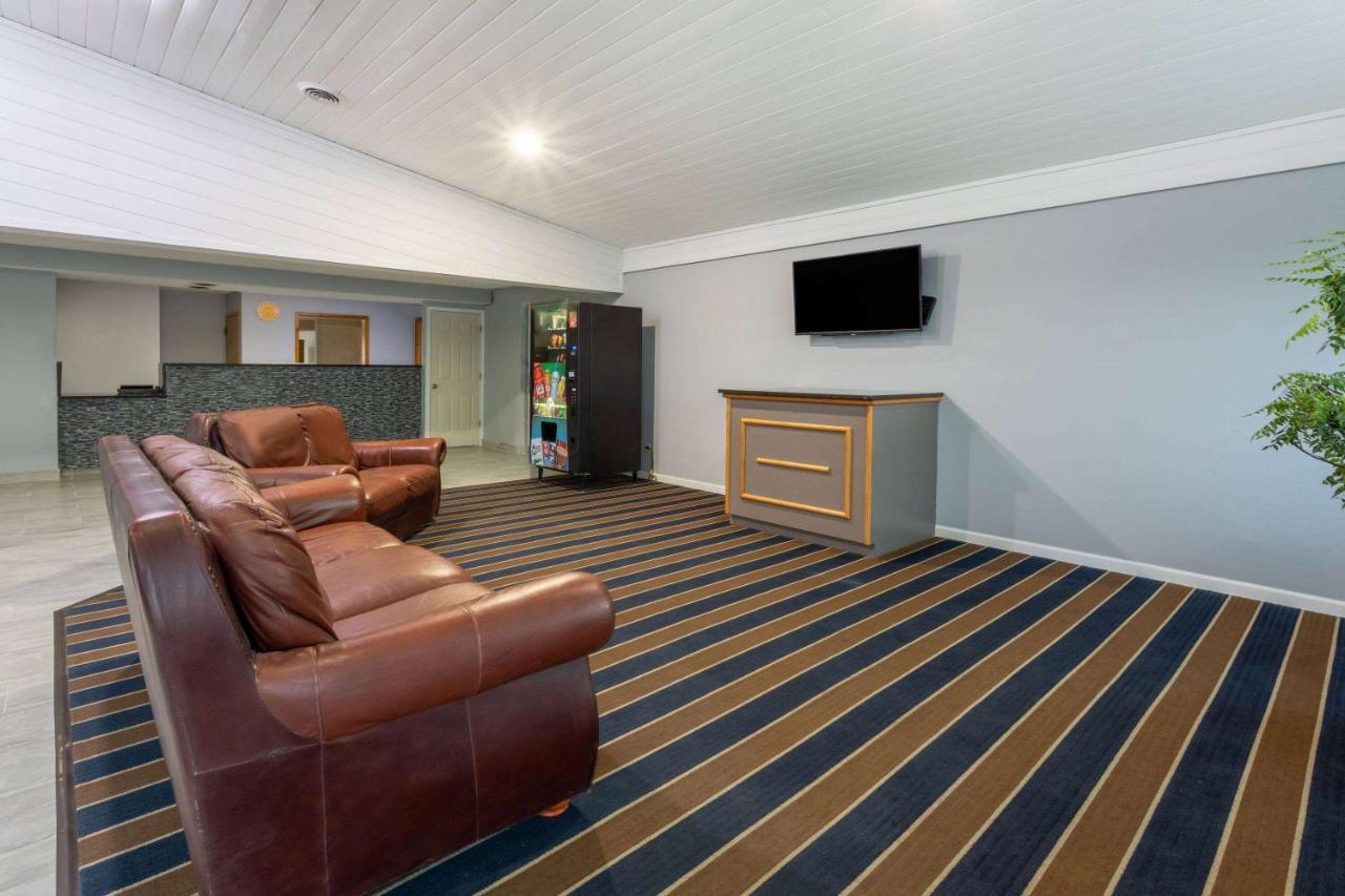 Desoto Inn & Suites Missouri Valley 외부 사진