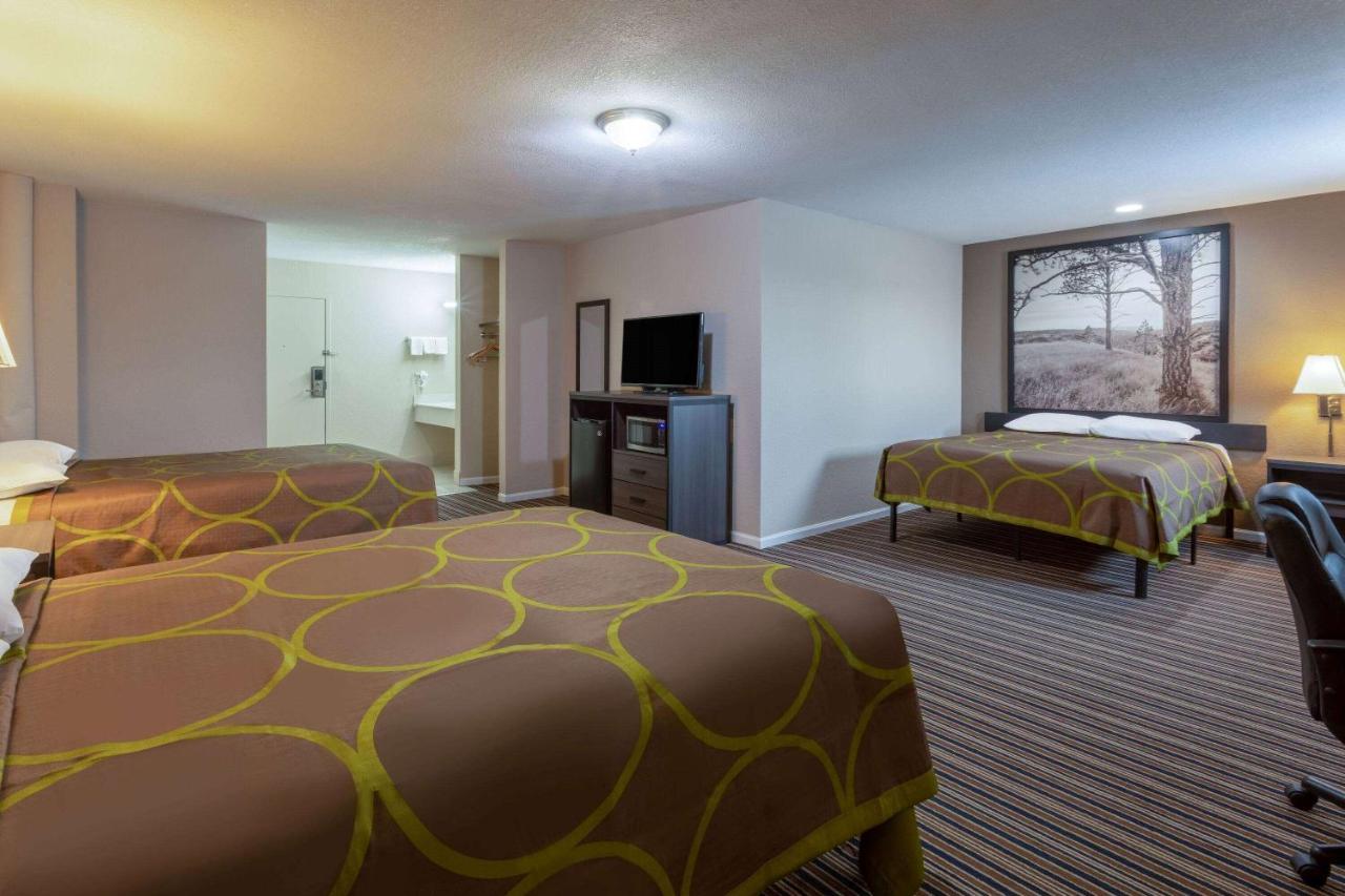 Desoto Inn & Suites Missouri Valley 외부 사진