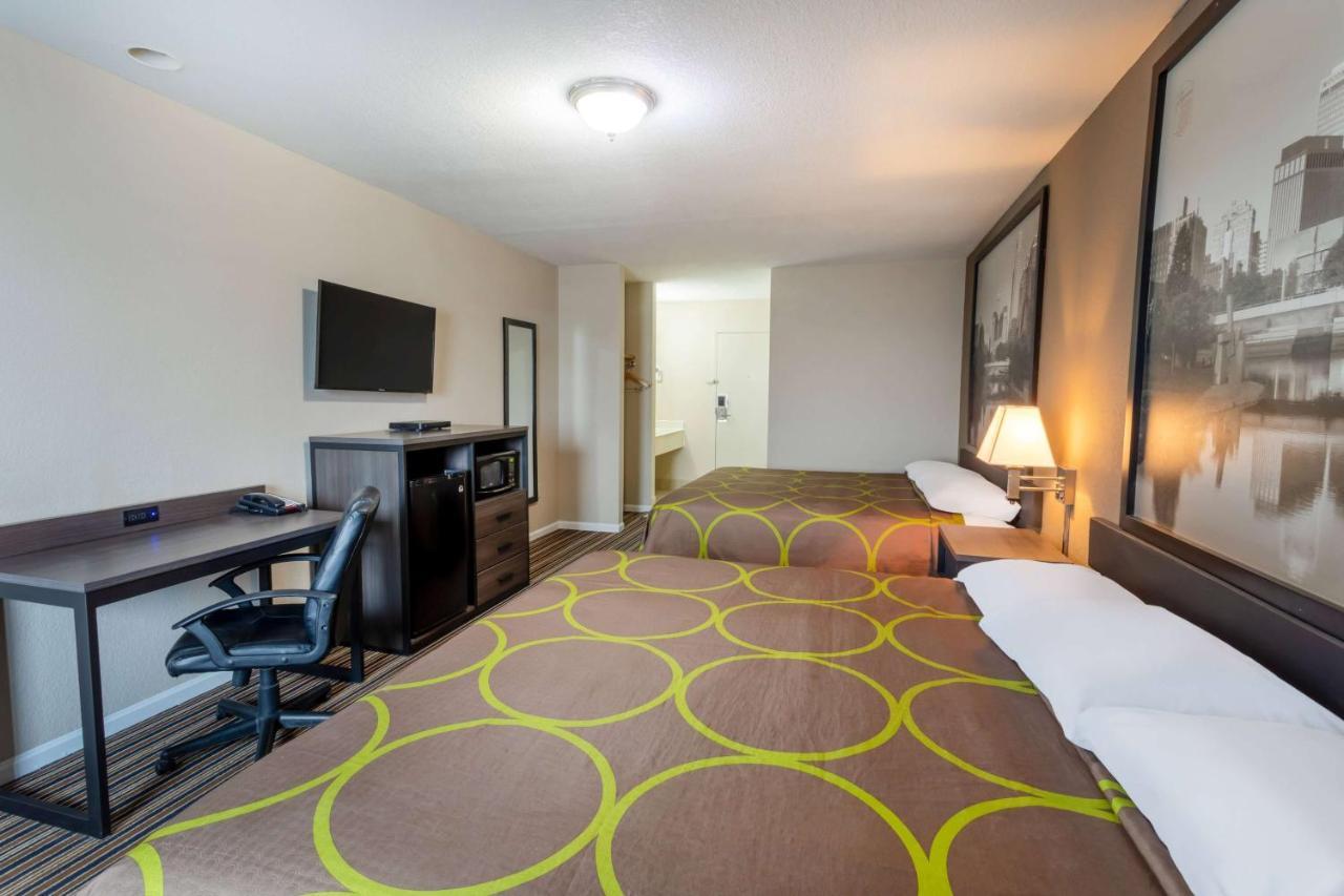 Desoto Inn & Suites Missouri Valley 외부 사진