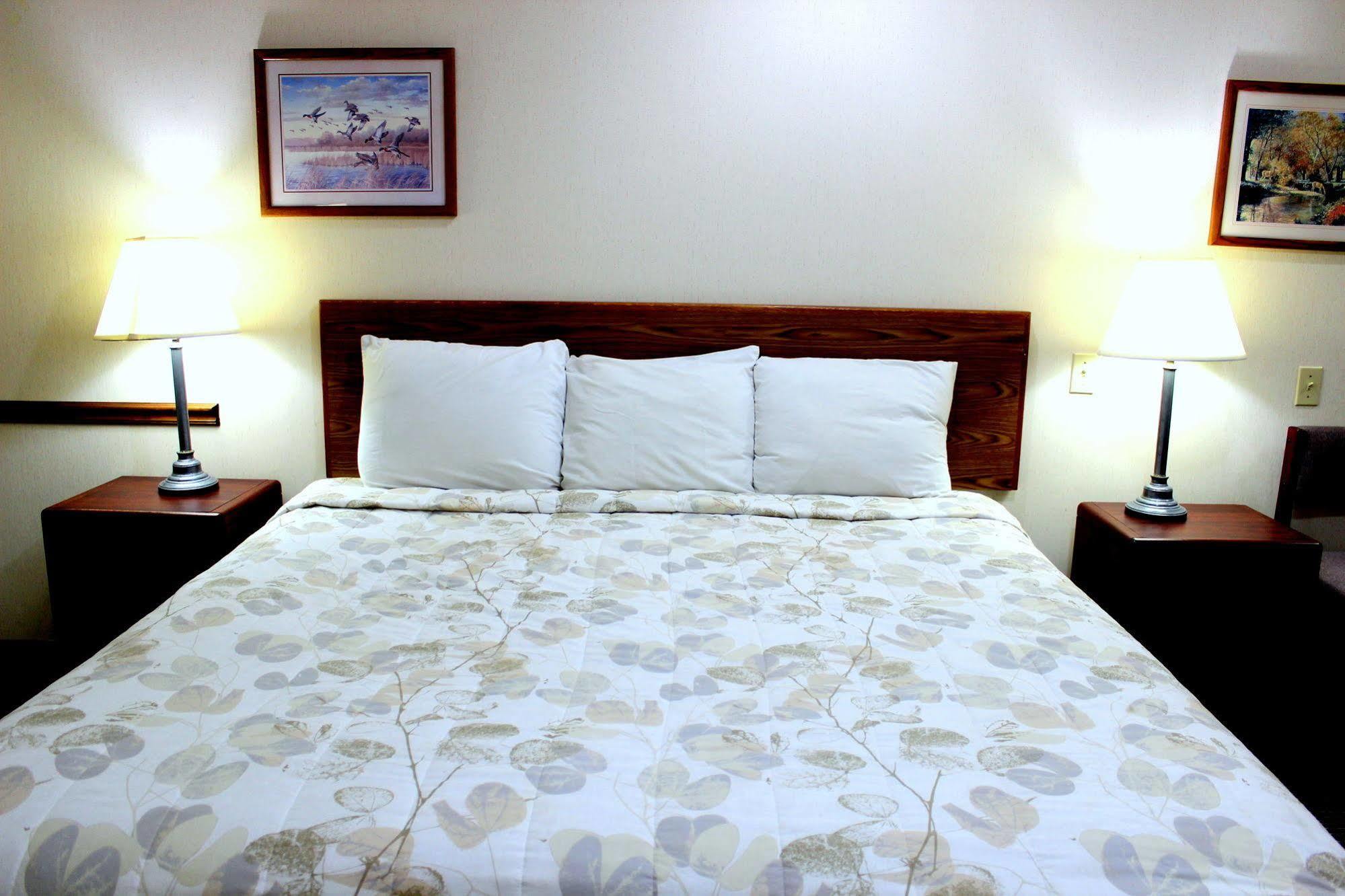 Desoto Inn & Suites Missouri Valley 외부 사진